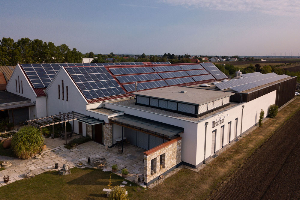 Weingut mit Photovoltaikanlage